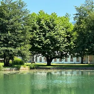 Les Du Hotel