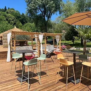 Les Du Hotel